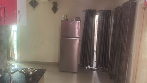 Room in 3.5 BHK Apartment at Gaur City 6th Avenue, Sector 4 Greater Noida – for Sale