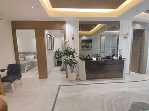 Parking in 3 BHK Builder Floor at Sector 21 – for Rent