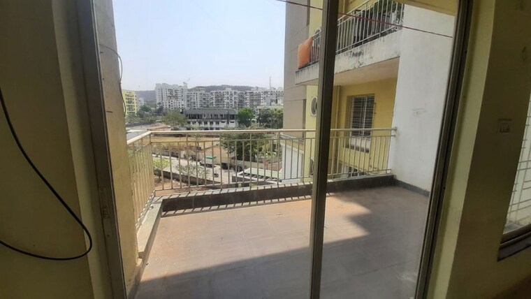 Balcony, lohia-jain-megh-malhar-raga 3 Bedroom 1500 Sq.Ft. Apartment In Bavdhan Pune 10620423