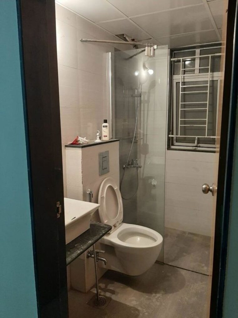 Bathroom, lohia-jain-megh-malhar-raga 3 Bedroom 1500 Sq.Ft. Apartment In Bavdhan Pune 10620423