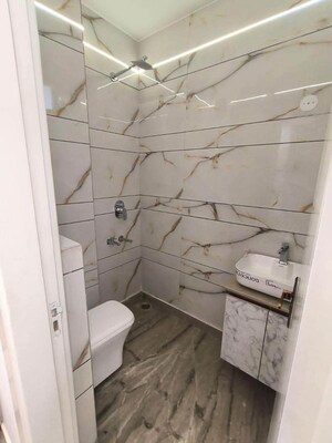 Bathroom in 1 BHK Builder Floor at Saket – for Rent