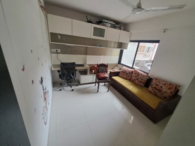 Kitchen, satellite 2 Bedroom 1150 Sq.Ft. Apartment In Satellite Ahmedabad 10620461