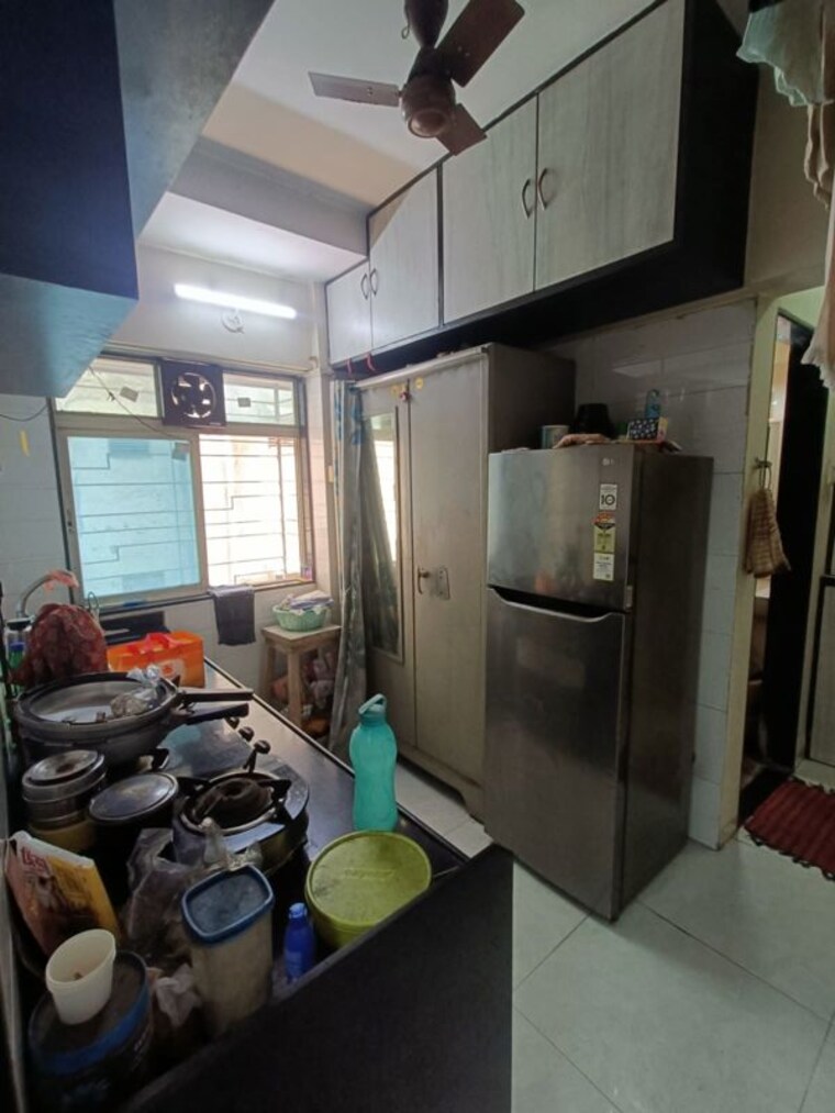 Team Area, zee-usha-niketan 1 RK 320 Sq.Ft. Apartment In Vile Parle East Mumbai 10620458