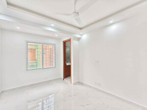 2 BHK Builder Floor For Rent in Saket