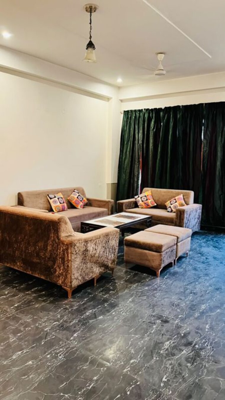 Bedroom, sector 57 3.5 Bedroom 250 Sq.Yd. Builder Floor In Sector 57 Gurgaon 10620463