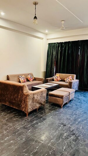 Bedroom in 3.5 BHK Builder Floor at Sector 57 – for Rent