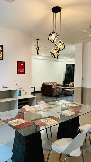 Team Area in 3.5 BHK Builder Floor at Sector 57 – for Rent
