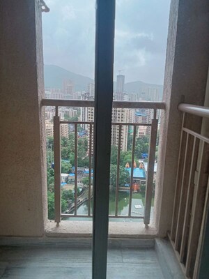 Building Lobby in 1 BHK Apartment at Anant Metropolis Insignia Towers, Kasarvadavali – for Rent