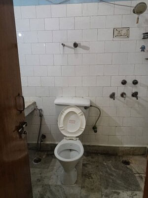 Bathroom in 3 BHK Apartment at Shipra Suncity, Vaibhav Khand – for Sale
