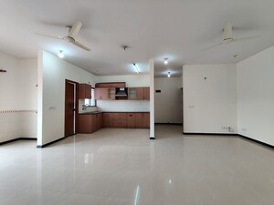 Room in 2 BHK Apartment at Pristine Sindhu, Kanakapura Road – for Sale