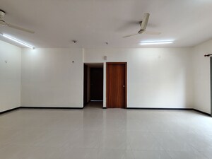 Room in 2 BHK Apartment at Pristine Sindhu, Kanakapura Road – for Sale