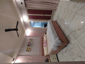 Room in 3 BHK Apartment at Vrinda Heritage Skyward, Sector 1 Greater Noida – for Sale