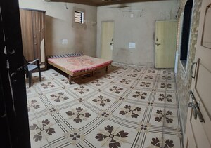 Bedroom in 1 RK Apartment at Prahlad Nagar – for Rent