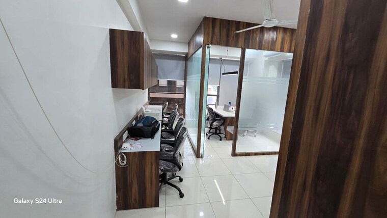 Team Area, satellite Commercial Office Space in IT/SEZ 475 Sq.Ft. In Satellite Ahmedabad 10620544
