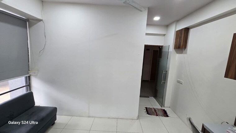 undefined, satellite Commercial Office Space in IT/SEZ 475 Sq.Ft. In Satellite Ahmedabad 10620544