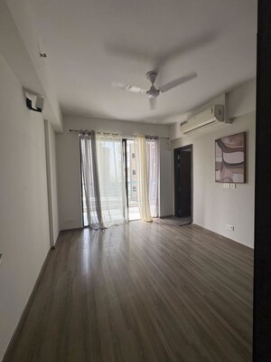 Room in 3 BHK Builder Floor at Sector 23 – for Rent