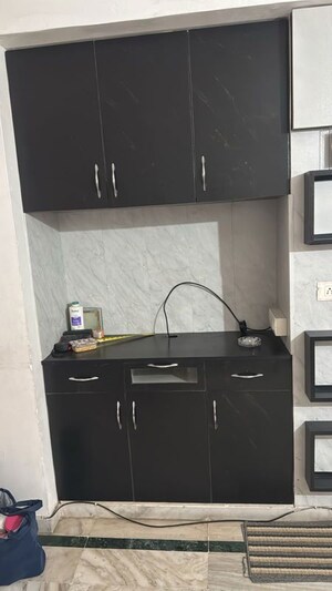 Furnished Amenities in 3 BHK Apartment at Shyamal – for Rent