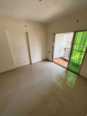 1 BHK Apartment For Rent in Purshottam Nayan, Ghodbunder Road