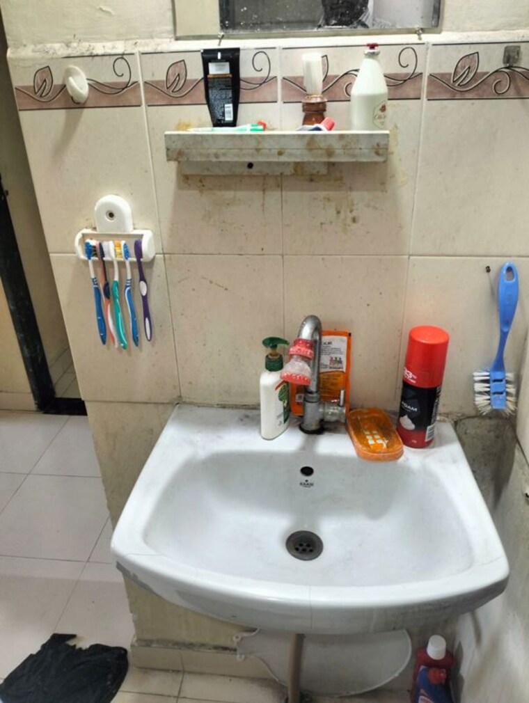 Bathroom, shanti-vihar 2 Bedroom 1000 Sq.Ft. Apartment In Bavdhan Pune 10620550