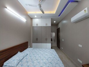 Bedroom in 3 BHK Builder Floor at Sector 23 – for Rent