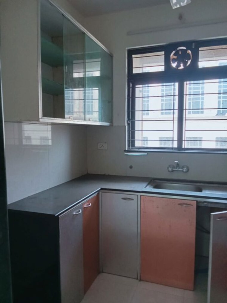 Kitchen, hiranandani-estate-brentford 1 Bedroom 450 Sq.Ft. Apartment In Ghodbunder Road Thane 10620555
