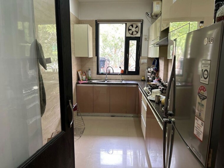 Kitchen, sector 23 4 Bedroom 2500 Sq.Ft. Builder Floor In Sector 23 Gurgaon 10620577
