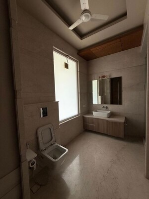 Building Lobby in 5 BHK Builder Floor at Dlf Phase I – for Sale