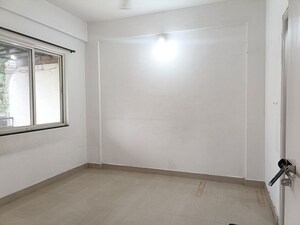 Master Bedroom in 2 BHK Apartment at Tingre Nagar – for Rent