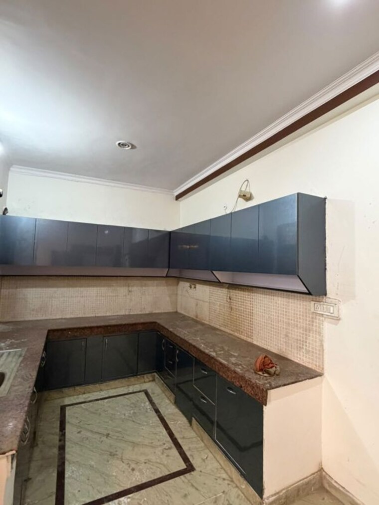 Kitchen, green fields colony 2 Bedroom 150 Sq.Yd. Builder Floor In Green Fields Colony Faridabad 10620616