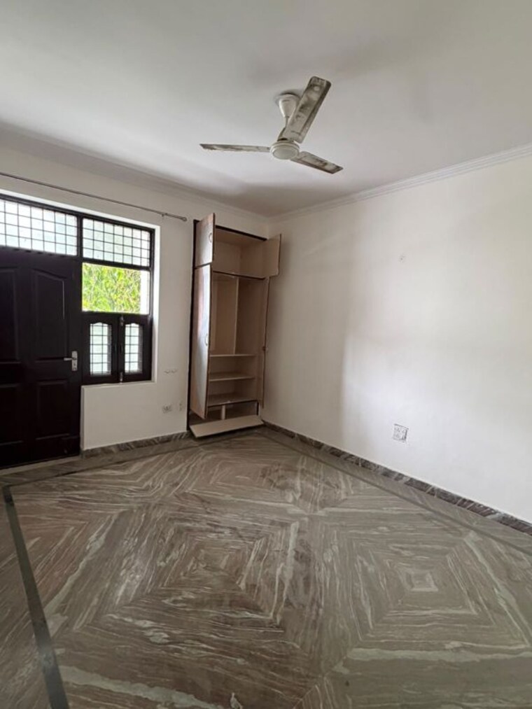 Bedroom, green fields colony 2 Bedroom 150 Sq.Yd. Builder Floor In Green Fields Colony Faridabad 10620616