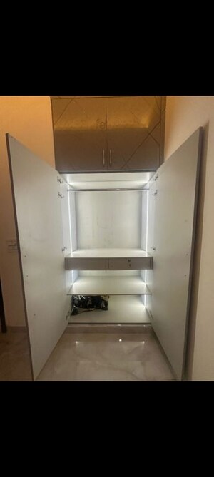 Bathroom in 3 BHK Apartment at Ambience Creacions, Sector 22 – for Rent