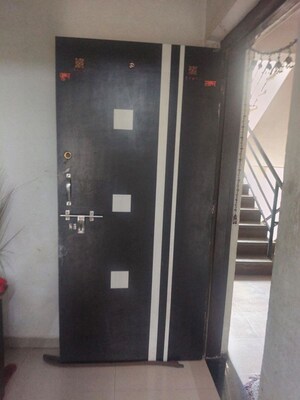 Furnished Amenities in 2 BHK Apartment at New Ranip – for Rent