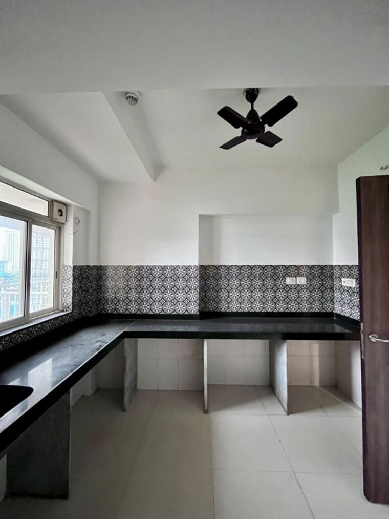 Kitchen, lodha-amara 2 Bedroom 900 Sq.Ft. Apartment In Kolshet Road Thane 10620646