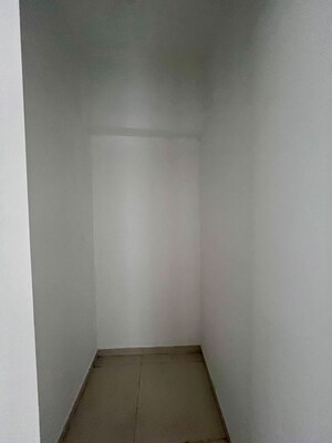 Bathroom in 2 BHK Apartment at Lodha Amara, Kolshet Road – for Sale