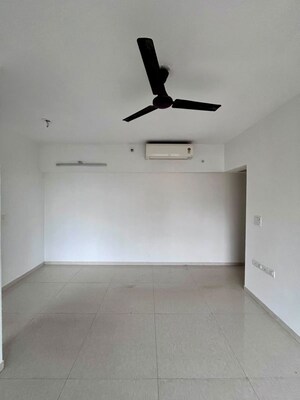 Room in 2 BHK Apartment at Lodha Amara, Kolshet Road – for Sale