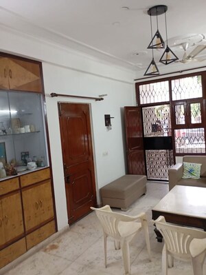 Living Room in 2 BHK Builder Floor at Ardee City, Sector 52 – for Rent