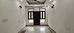 Living Room in 3 BHK Builder Floor at Green Fields Colony – for Rent
