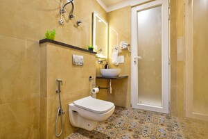 Bathroom in 2 BHK Builder Floor at Sector 57 – for Rent