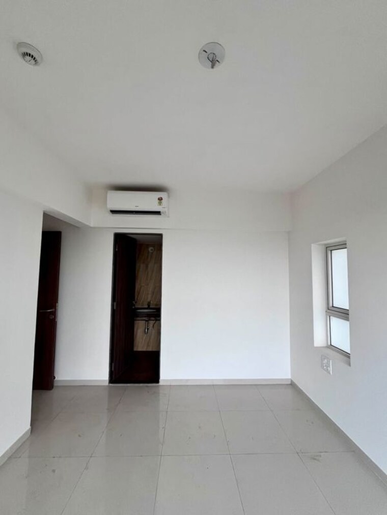 Room, lodha-amara 2 Bedroom 900 Sq.Ft. Apartment In Kolshet Road Thane 10620666