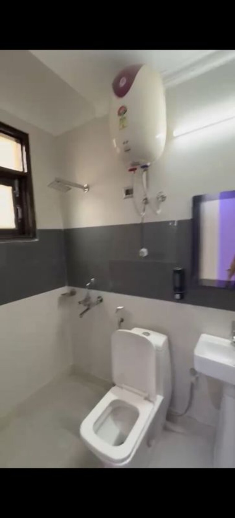Bathroom, rajpur khurd extension 2 Bedroom 720 Sq.Ft. Builder Floor In Rajpur Khurd Extension Delhi 10620665