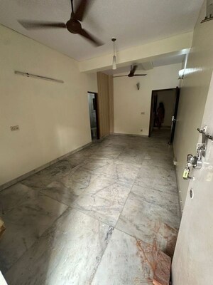 2 BHK Apartment For Sale in Saket