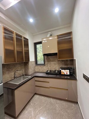 Kitchen in 1 BHK Builder Floor at Sector 43 – for Rent