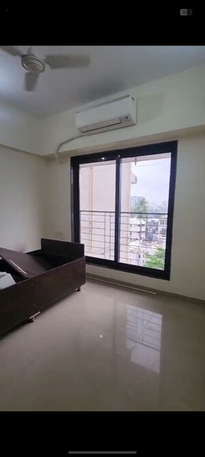 Room in 1 BHK Apartment at Anu Apartment Vile Parle, Vile Parle West – for Rent