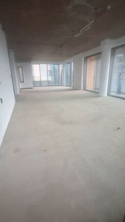 4 BHK + Servant Room,Study Room Apartment For Sale in Santacruz West