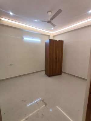 Room in 1 BHK Builder Floor at Saket – for Sale