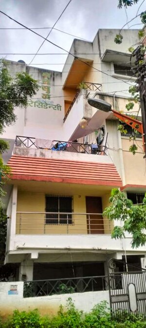  Apartment For Sale in Shahajapur
