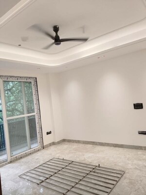 Room in 2 BHK Builder Floor at Malviya Nagar – for Rent