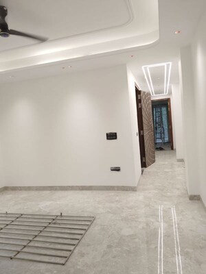 Room in 2 BHK Builder Floor at Malviya Nagar – for Rent