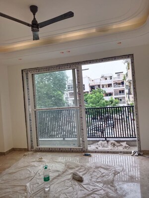 Living Room in 2 BHK Builder Floor at Malviya Nagar – for Rent