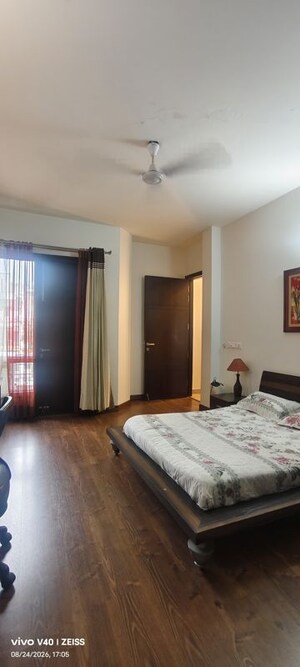 Bedroom in 3 BHK Builder Floor at Defence Colony – for Rent